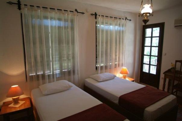 Misafir Evi Hotel Kayakoy ภายนอก รูปภาพ